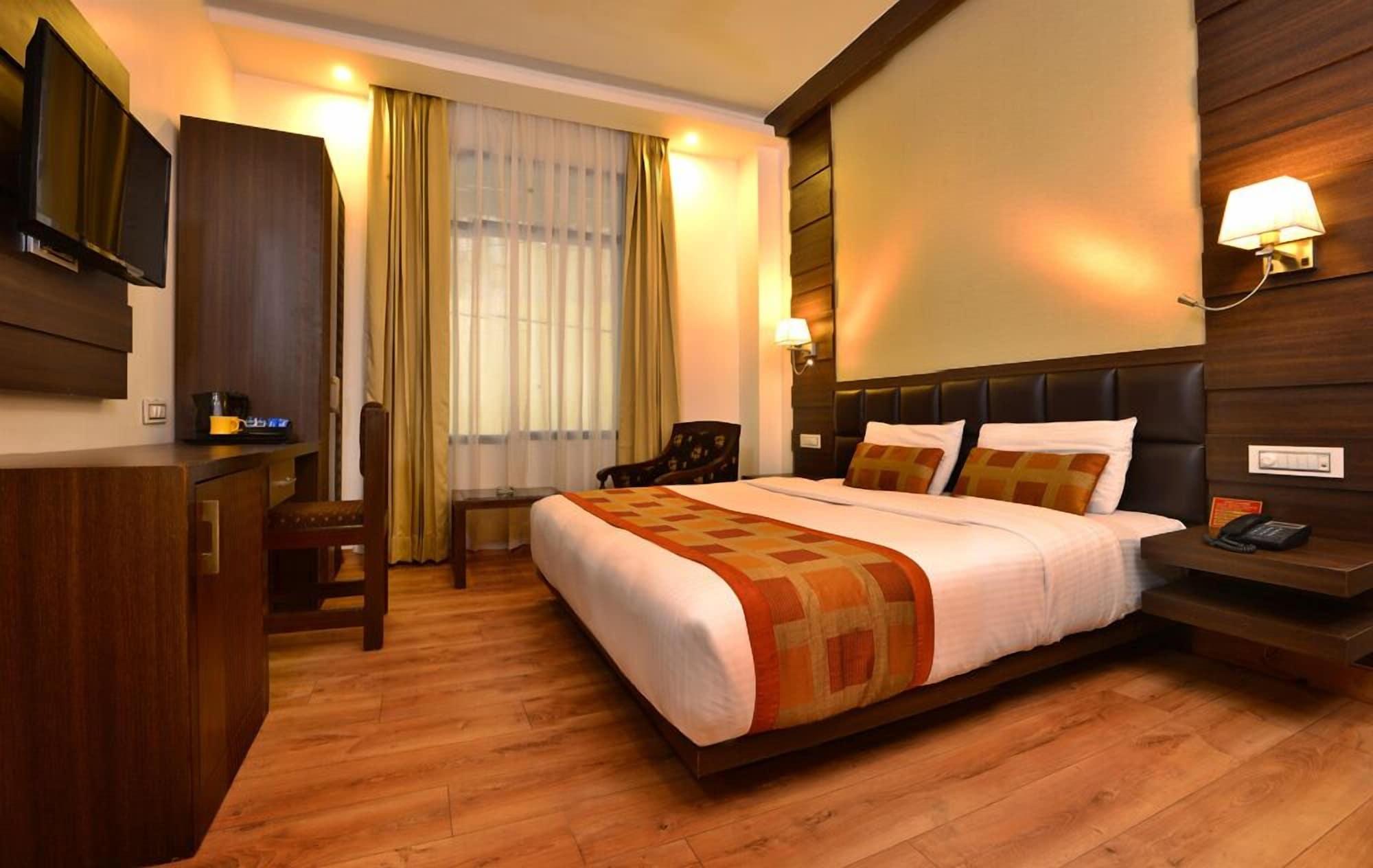 Hotel O Metro Height'S Near Nangloi Railway Metro Station Delhi  Exterior photo